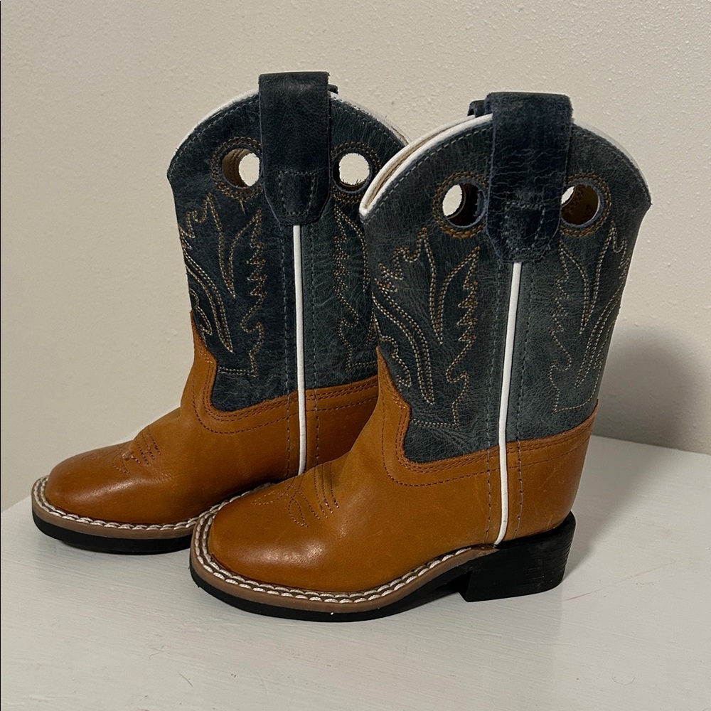 Embroidered Old West Leather Boots